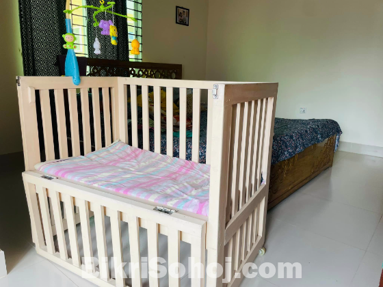 Baby Crib (Wooden) for Sale